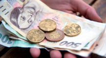 UZO chválí zvýšení minimální mzdy (MZ)